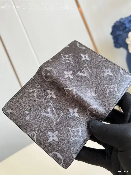 LOUIS VUITTON cm Organizer-7.5*11.1*1 Pocket 0429